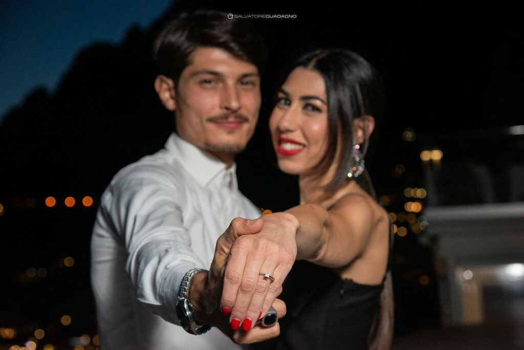 surprise-proposal-ring-positano-amalfi-coast-couple